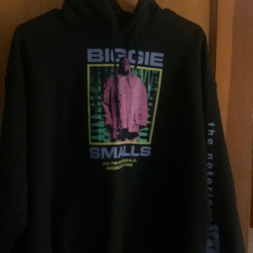 Women’s pull over hoodie